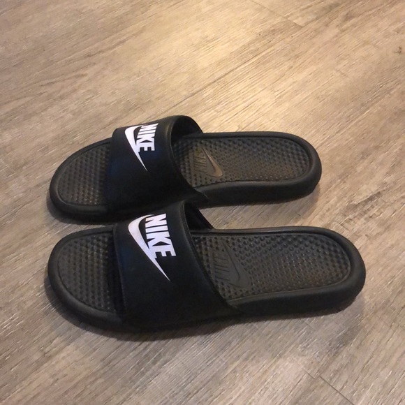 Nike Slides Black - Picture 4 of 5